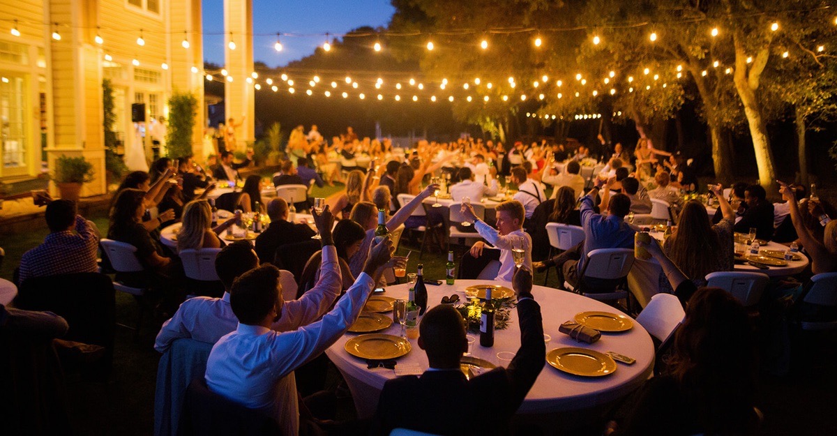 A wedding reception in the evening just outside the Suisun Valley Inn 